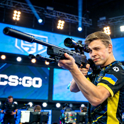s1mple CS:GO明星选手比赛瞬间 - 乌克兰天才狙击手